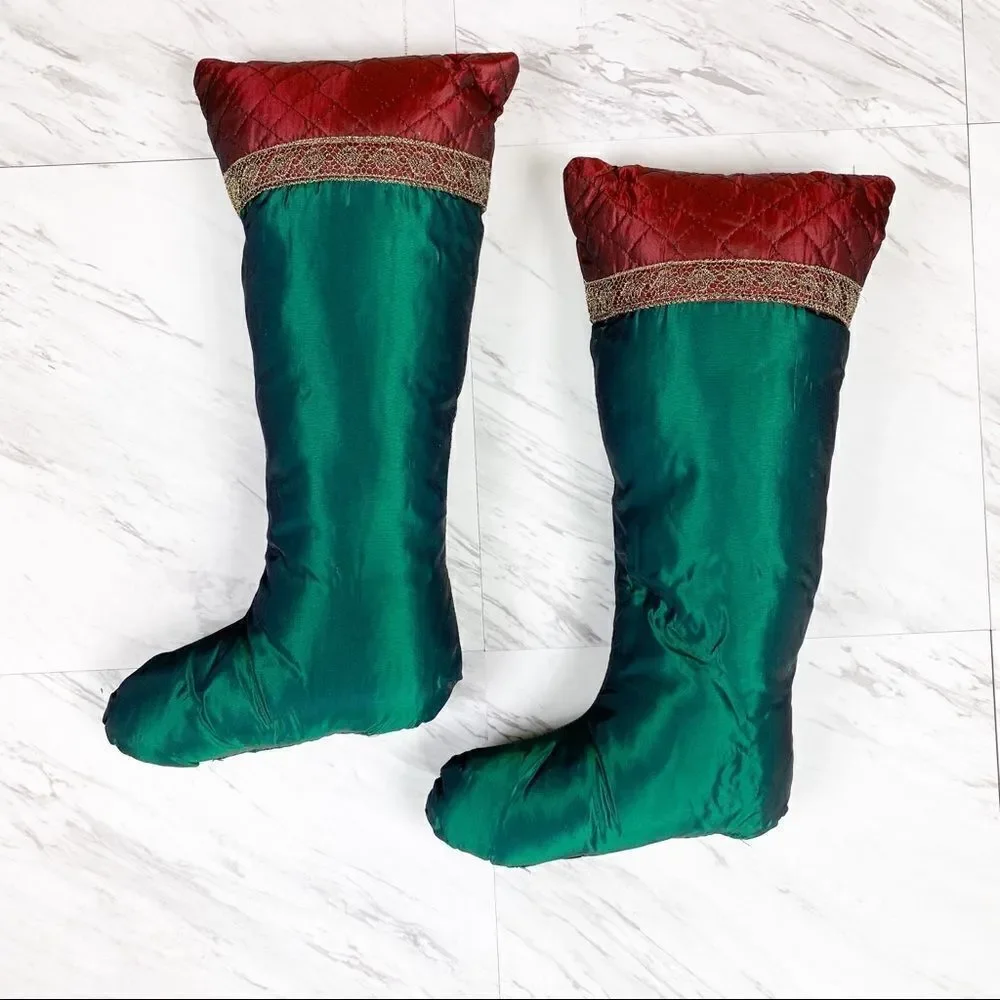 Set‎ Of Green Taffeta Stocking  Decorative Pillows